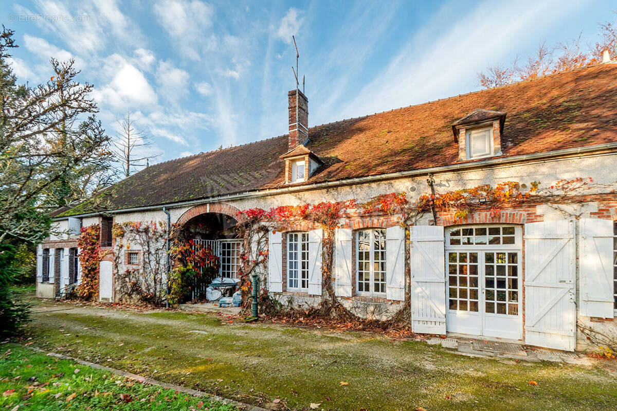 Maison à FLOGNY-LA-CHAPELLE