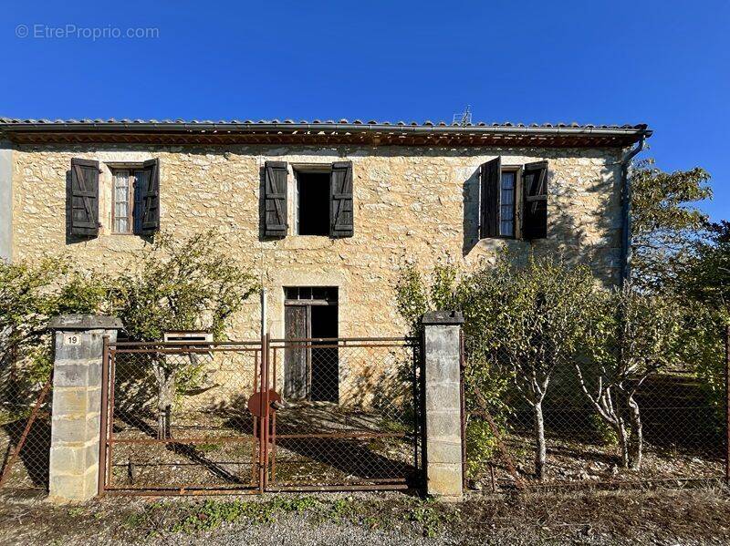 Maison à AYGUETINTE