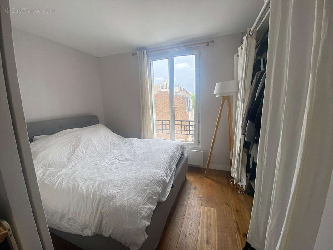 Appartement à PARIS-19E