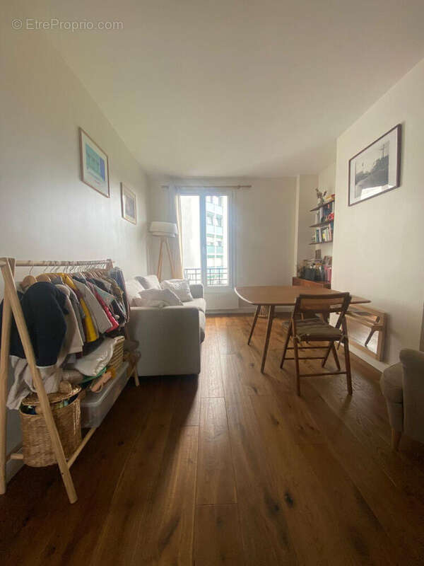 Appartement à PARIS-19E