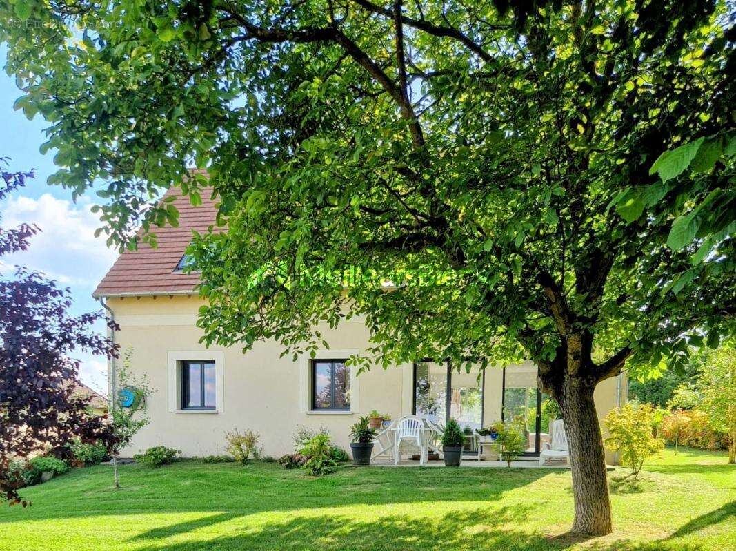 Maison à TESSANCOURT-SUR-AUBETTE