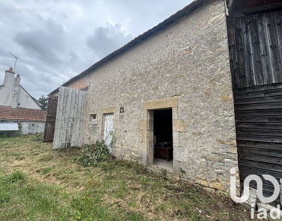 Photo 2 - Maison à MORNAY-SUR-ALLIER