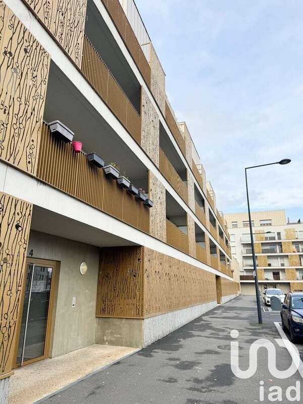 Photo 2 - Appartement à SAINT-DENIS