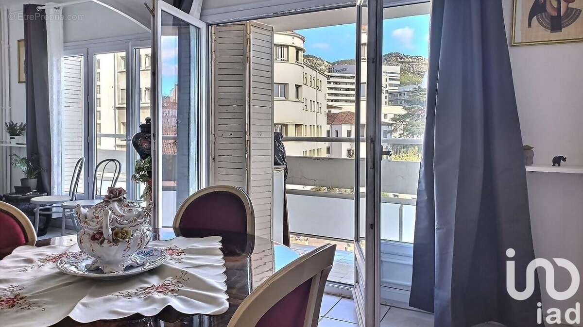 Photo 2 - Appartement à TOULON