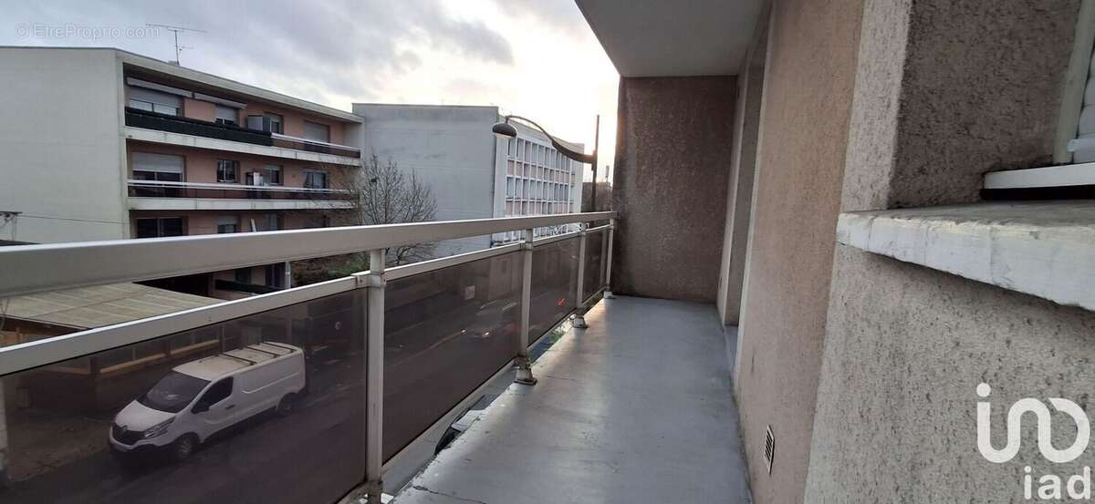 Photo 6 - Appartement à CLICHY-SOUS-BOIS