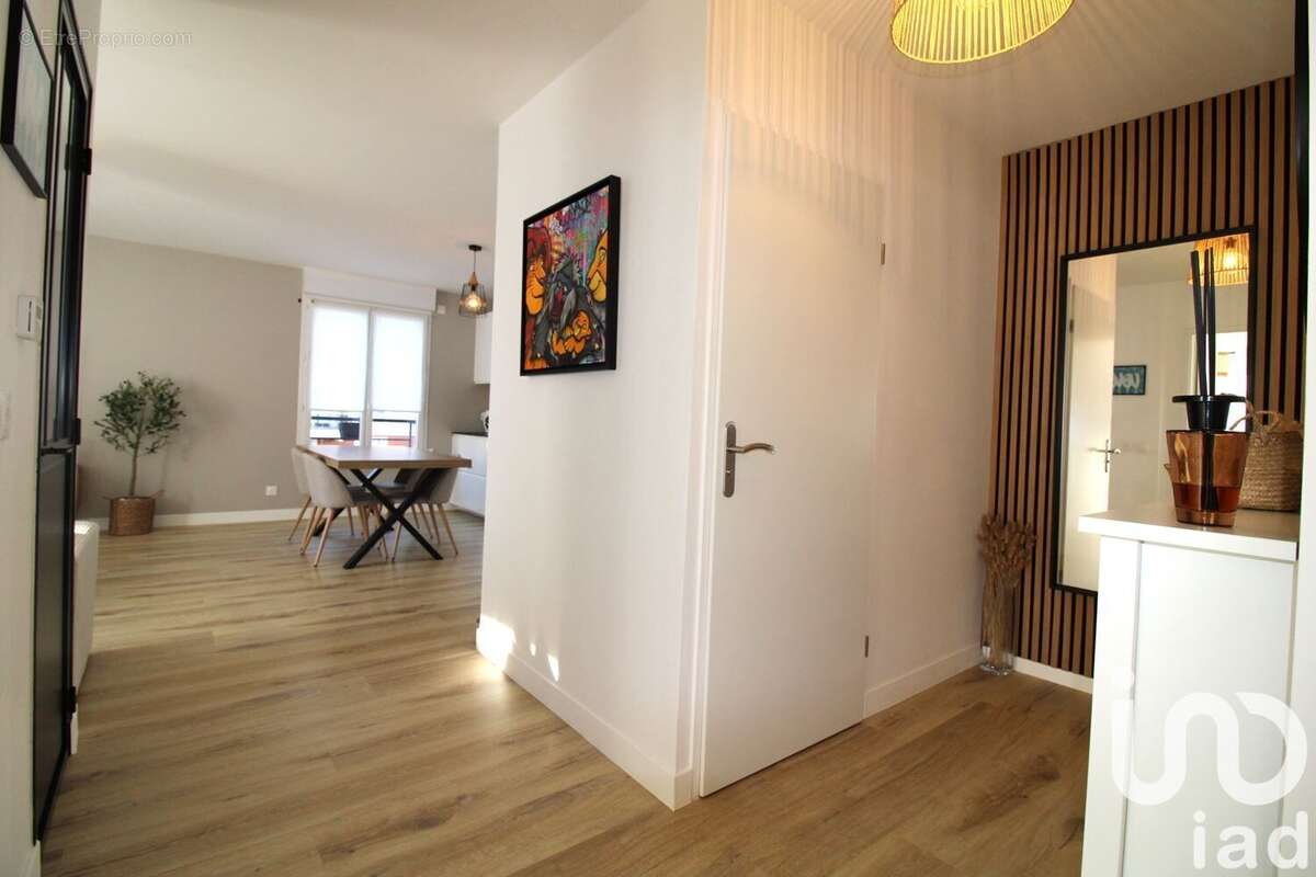 Photo 6 - Appartement à OZOIR-LA-FERRIERE