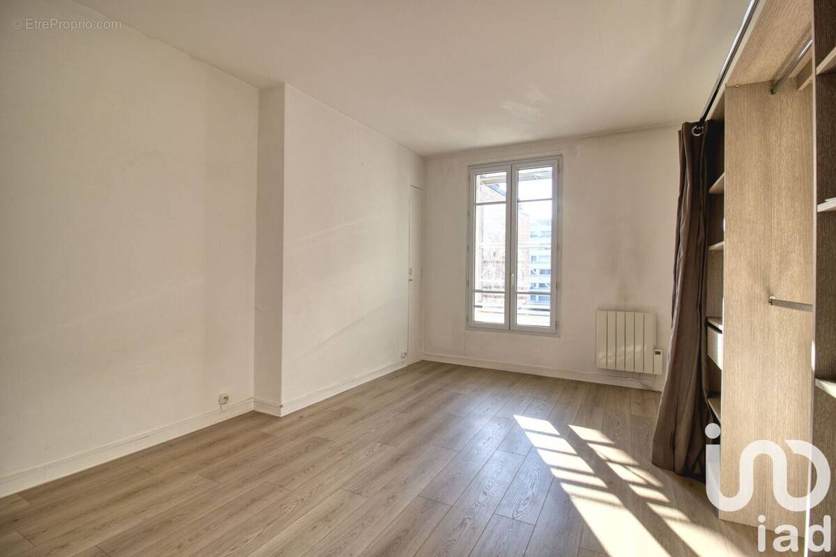 Photo 1 - Appartement à PARIS-18E