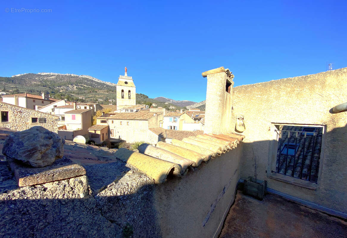 Appartement à BUIS-LES-BARONNIES