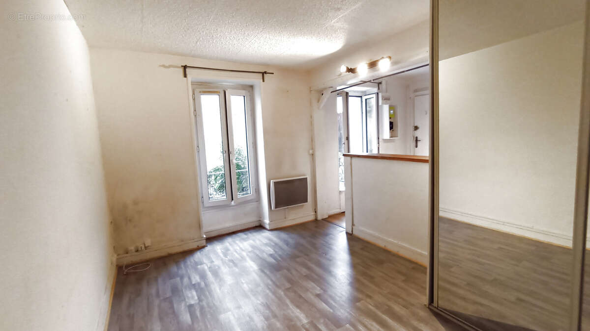 Appartement à VILLE-D&#039;AVRAY