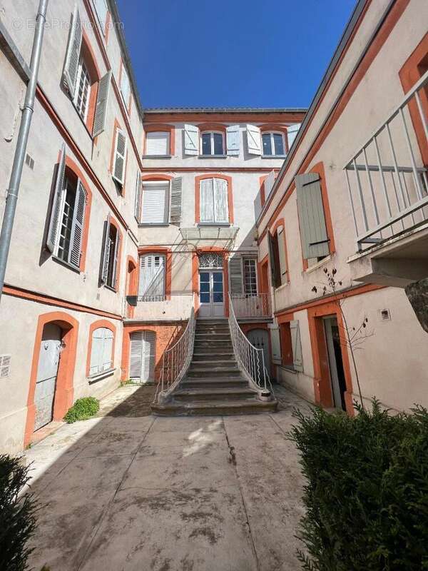   - Appartement à TOULOUSE