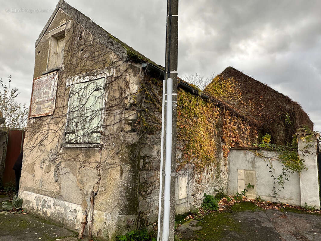 Maison à MONTEREAU-FAULT-YONNE