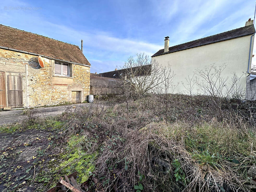 Maison à MONTEREAU-FAULT-YONNE