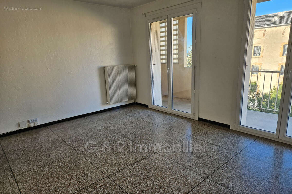 Appartement à MARSEILLE-13E