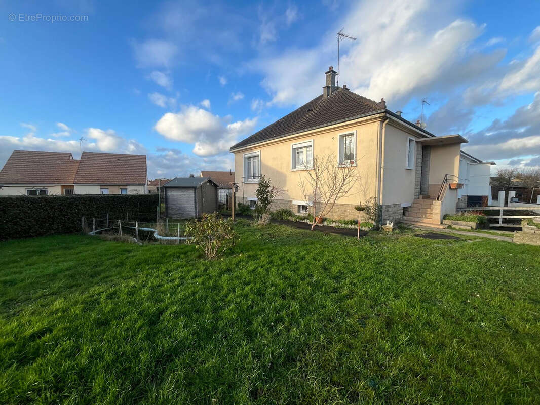 Maison à SAINT-GERMAIN-DU-CORBEIS