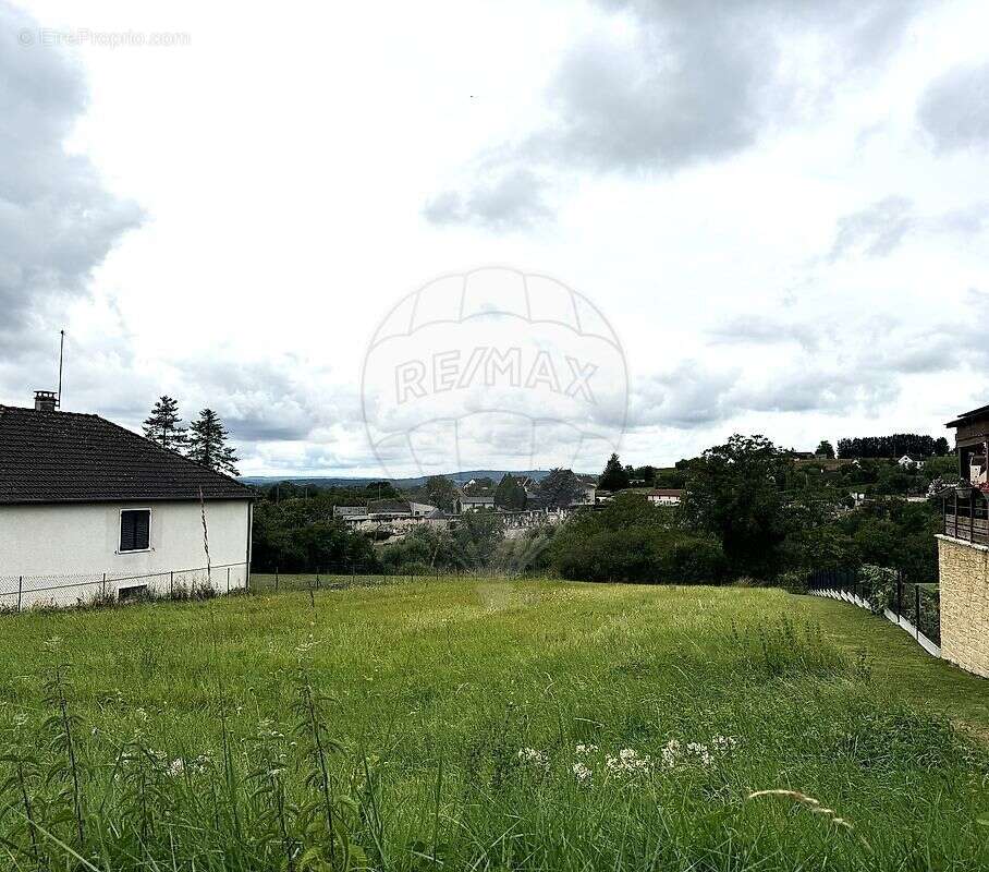 Terrain à POUILLY-SUR-LOIRE