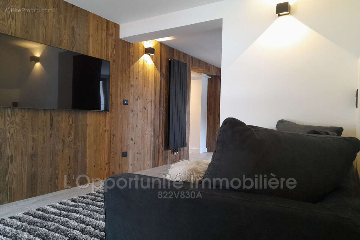 Appartement à LES ALLUES