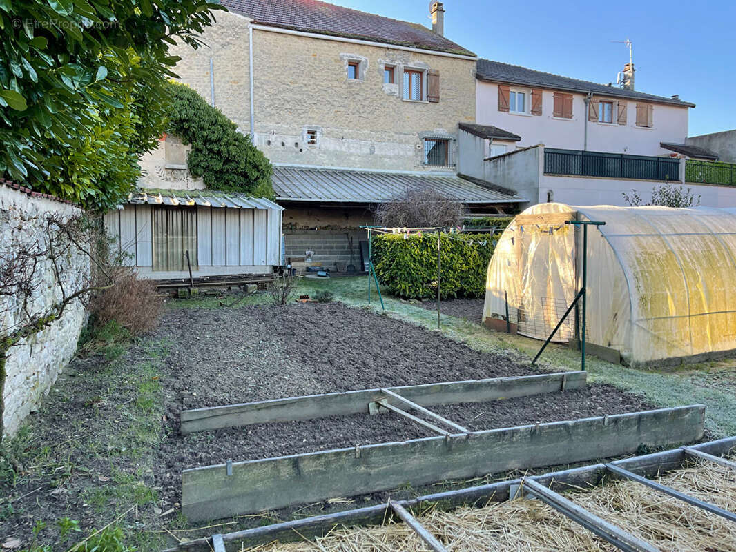 Maison à BOUAFLE