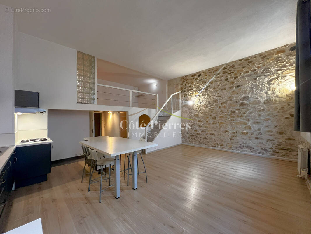 Appartement à NIMES