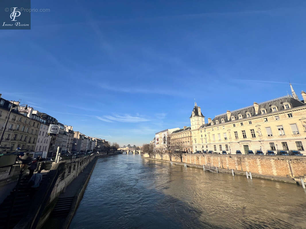 Appartement à PARIS-6E