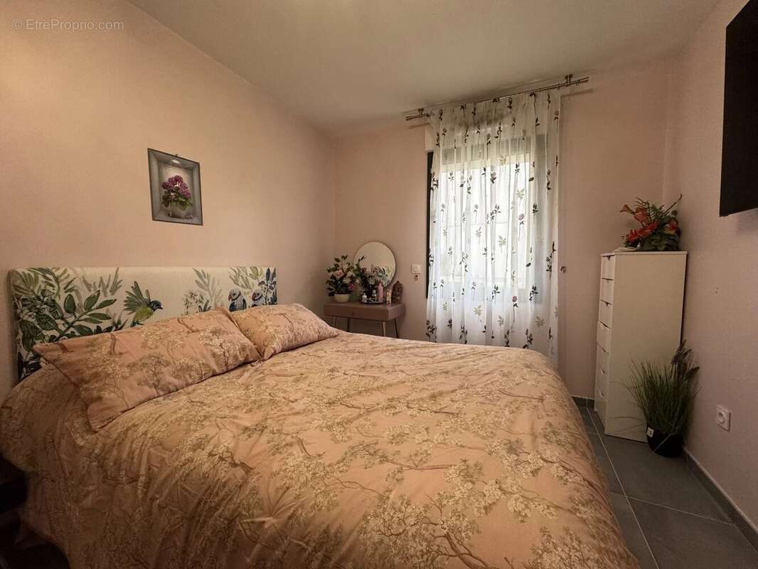 Appartement à MARSEILLE-8E