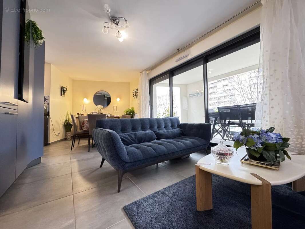 Appartement à MARSEILLE-8E