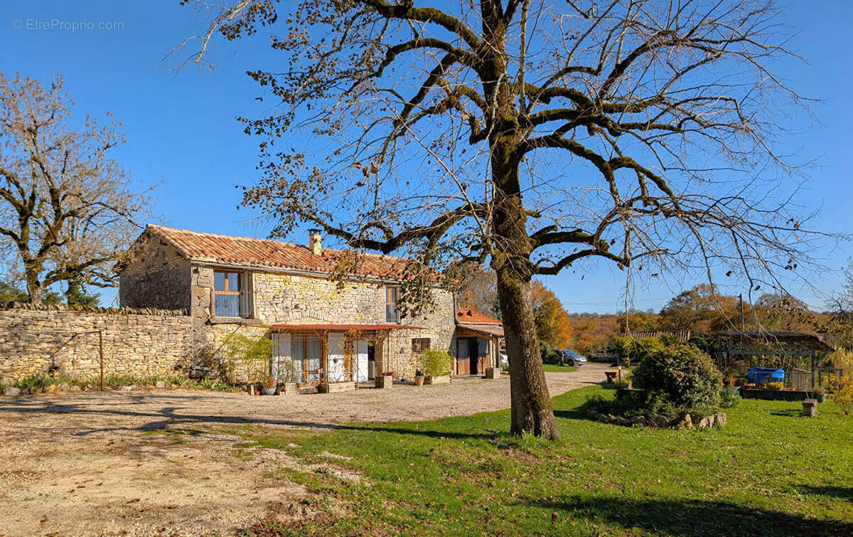 Maison à CAYLUS