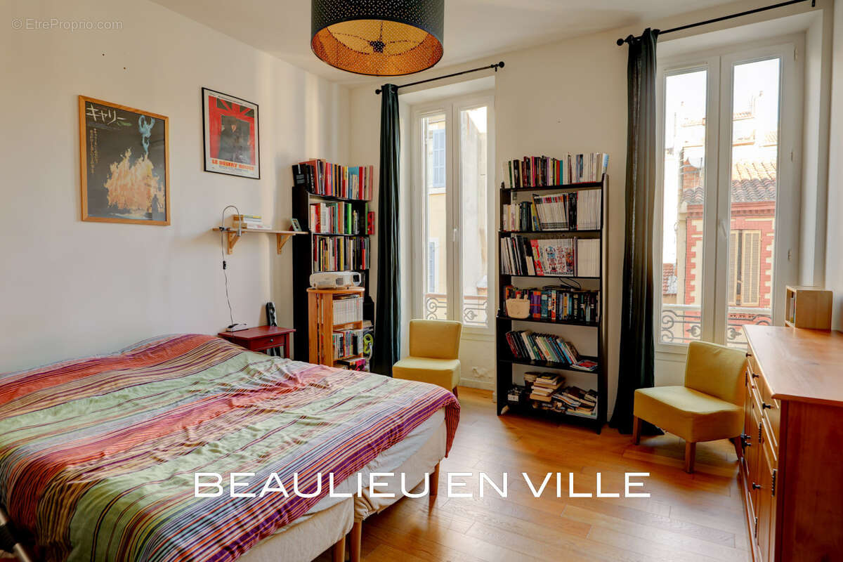 Appartement à MARSEILLE-5E