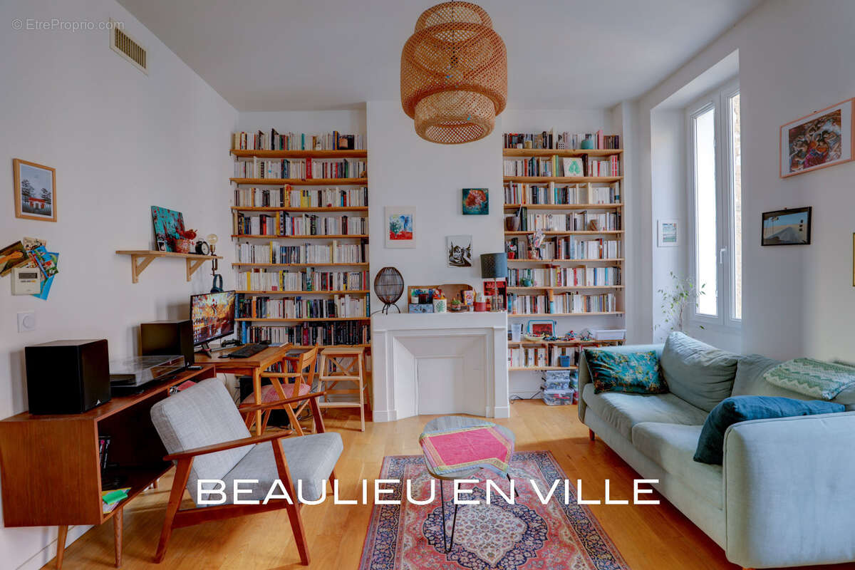 Appartement à MARSEILLE-5E