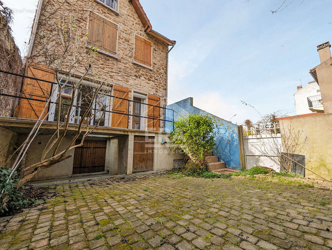 Maison à FONTENAY-SOUS-BOIS