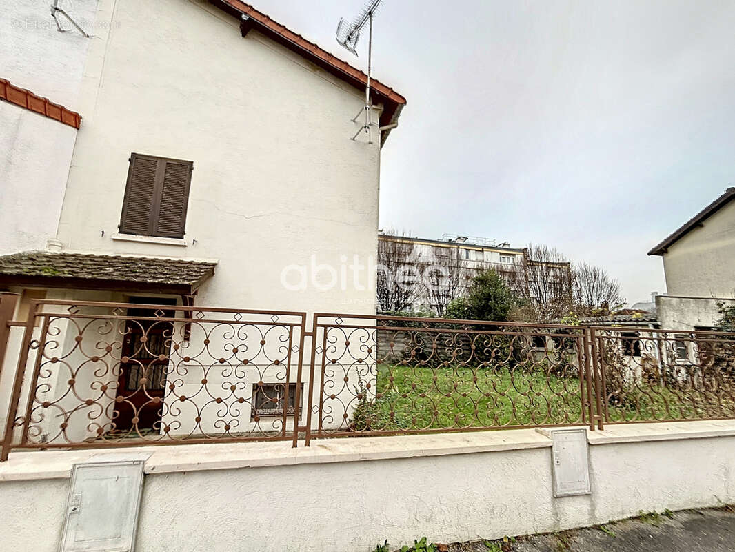 Maison à CHOISY-LE-ROI