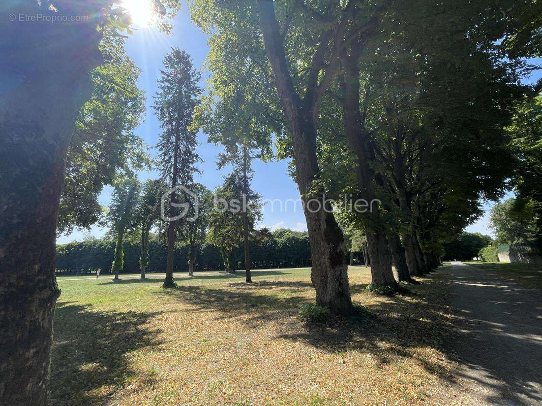 Appartement à FONTAINEBLEAU