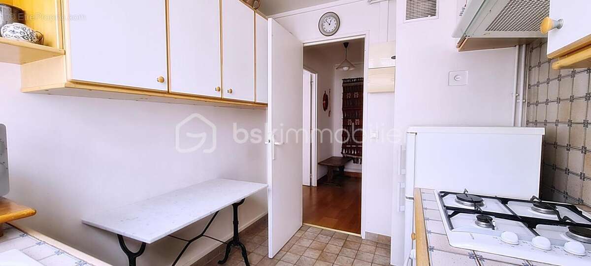 Appartement à PARIS-14E