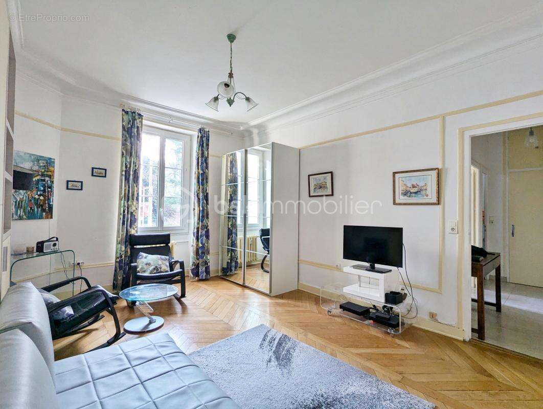 Appartement à AIX-LES-BAINS