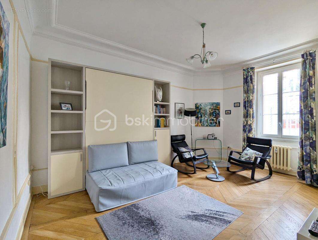 Appartement à AIX-LES-BAINS