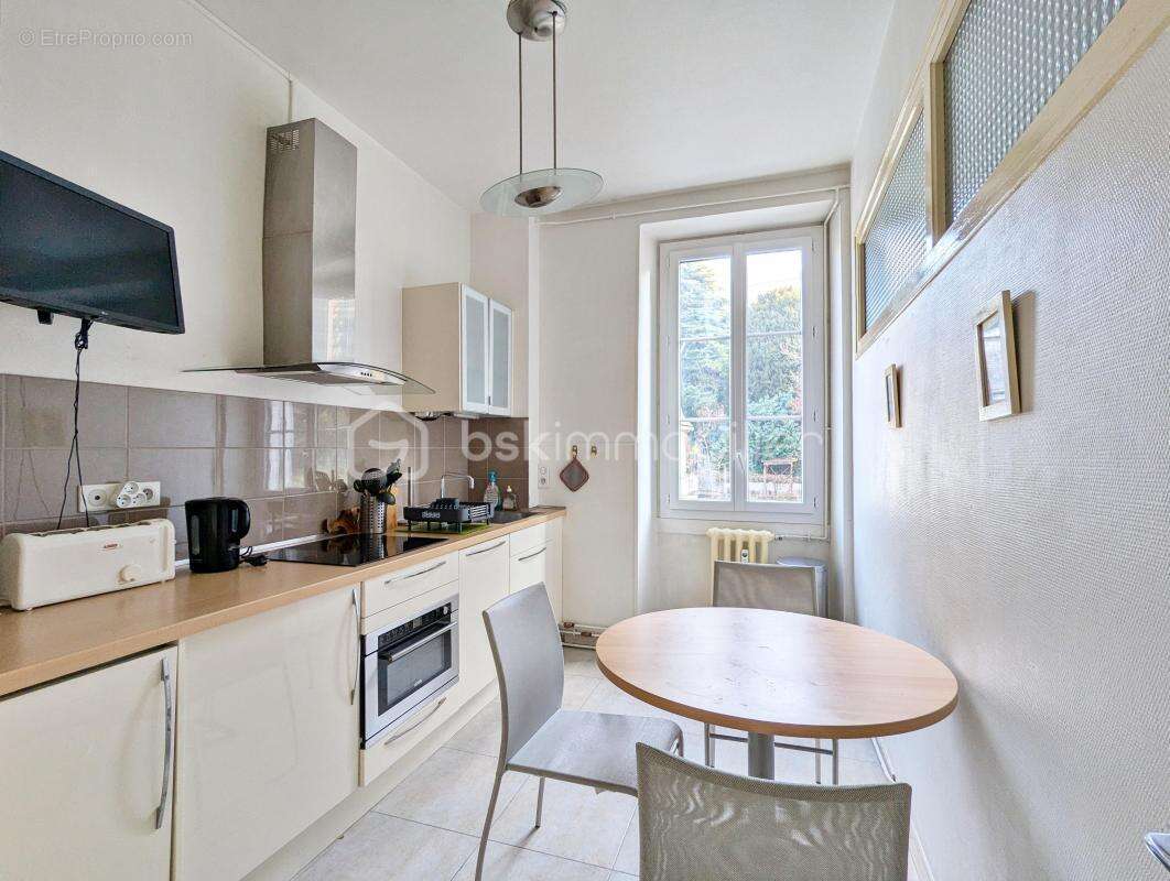 Appartement à AIX-LES-BAINS