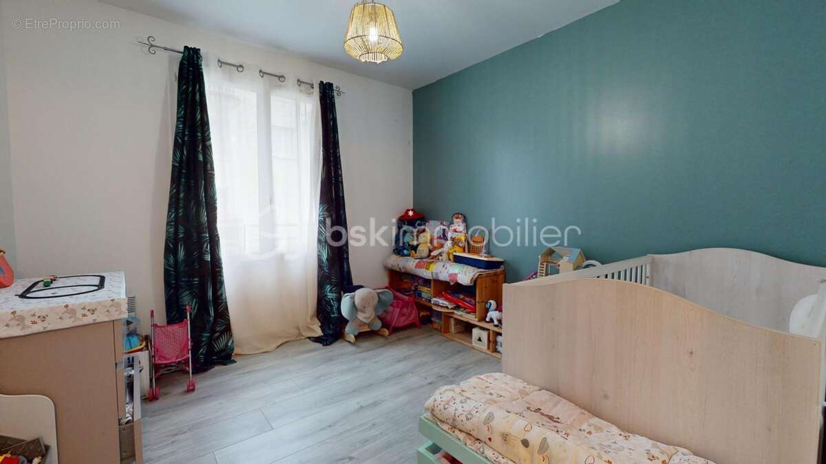 Appartement à CORBEIL-ESSONNES