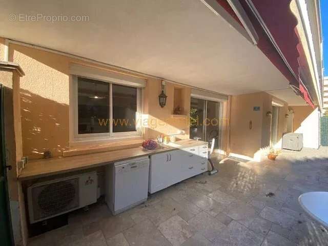 Appartement à FREJUS