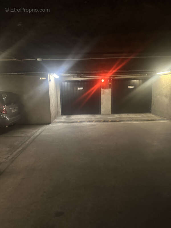 Parking à MARSEILLE-6E