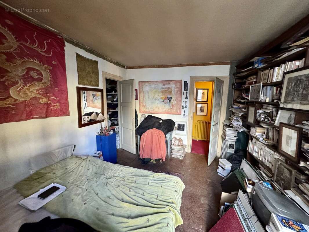 Appartement à PARIS-7E