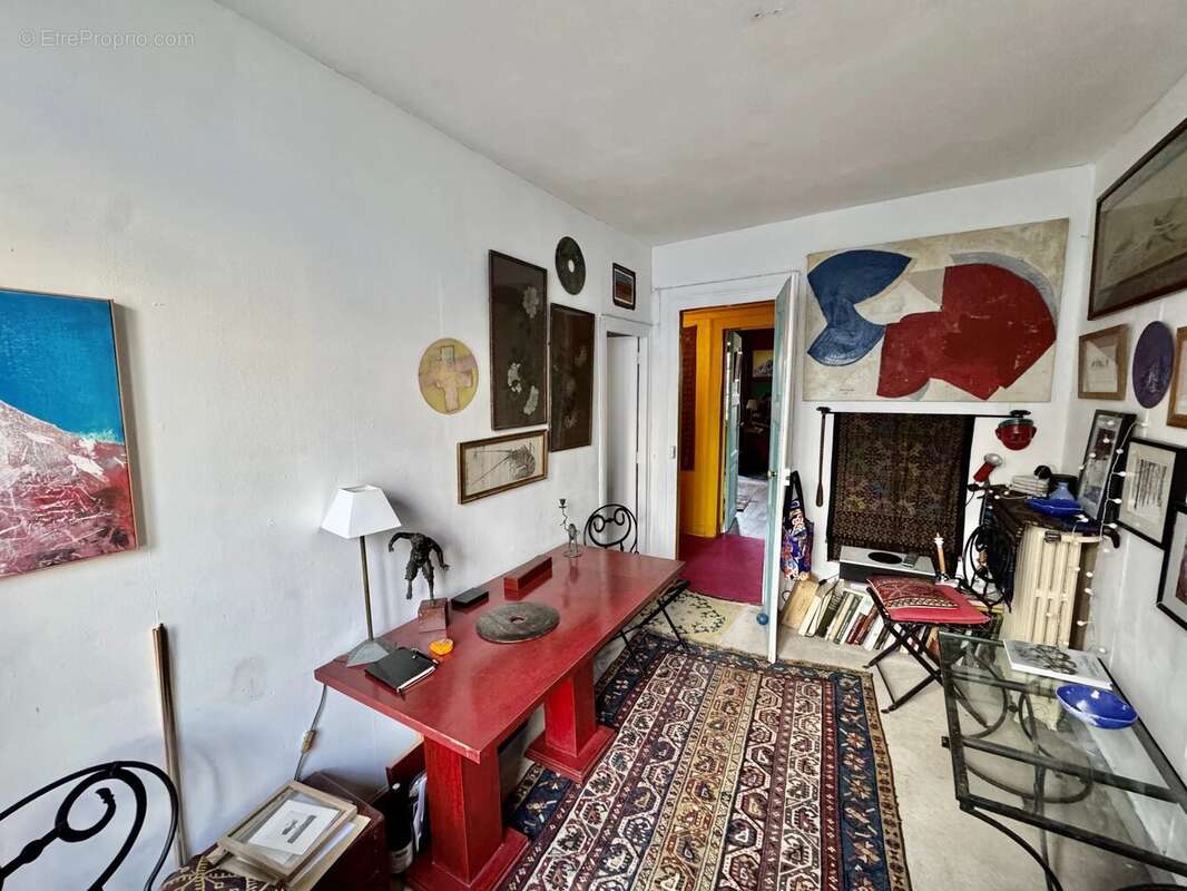 Appartement à PARIS-7E