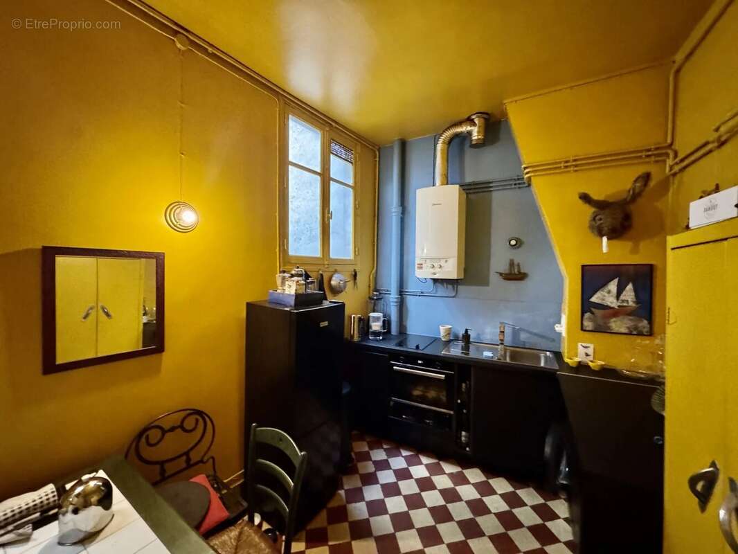 Appartement à PARIS-7E