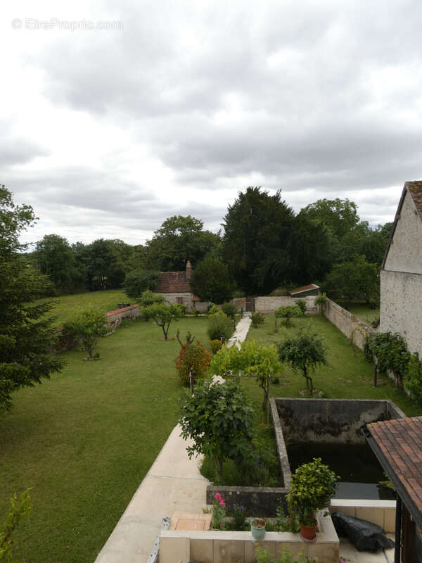 Maison à LA LOUPE