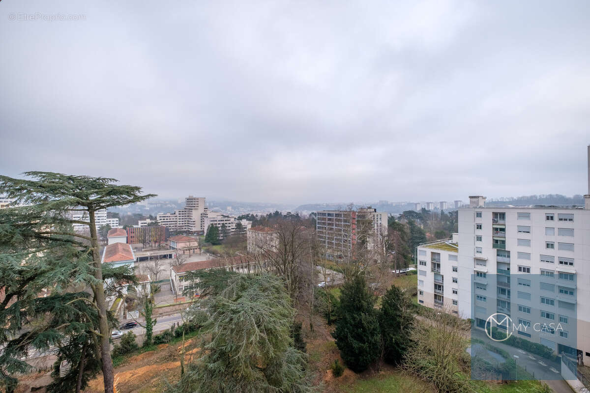 Appartement à LYON-5E