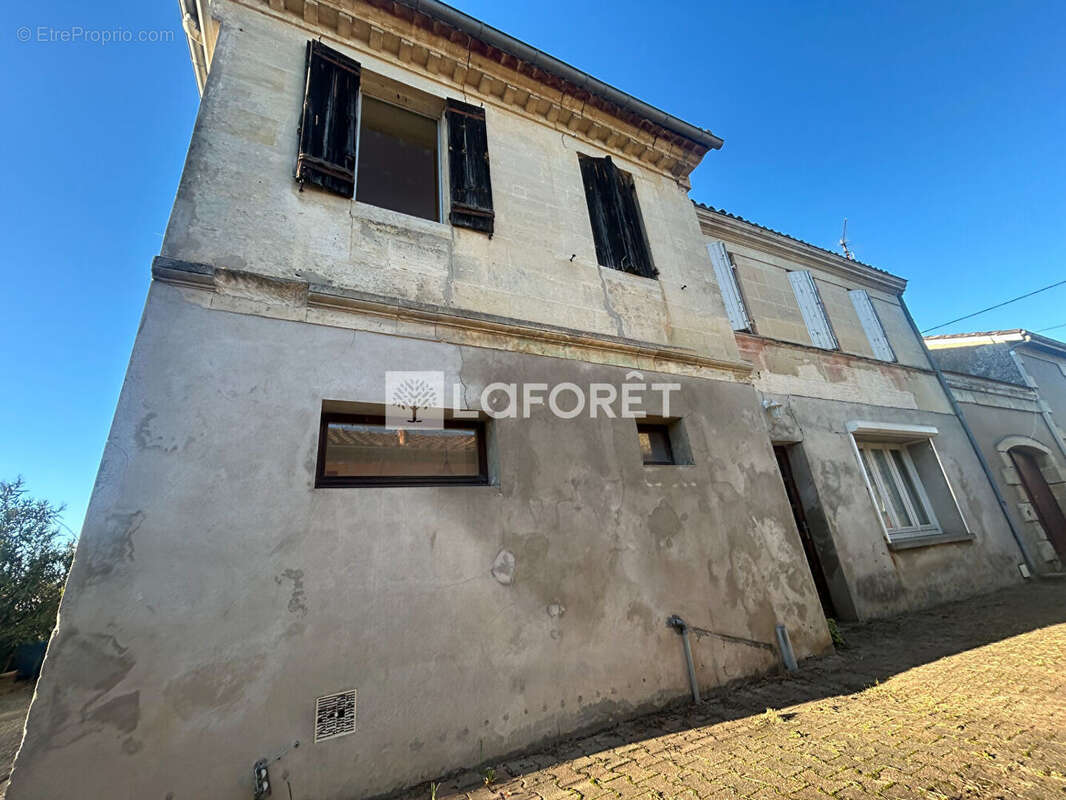 Maison à SAINT-LOUBES