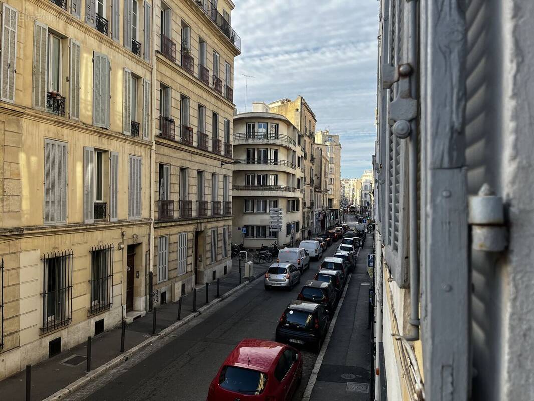 Appartement à MARSEILLE-5E