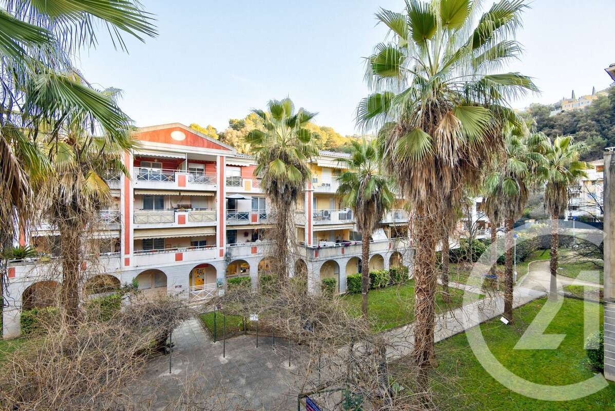 Appartement à SAINT-ANDRE-DE-LA-ROCHE