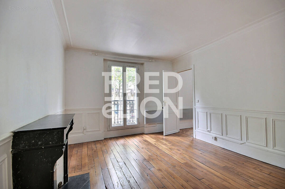 Appartement à PARIS-14E