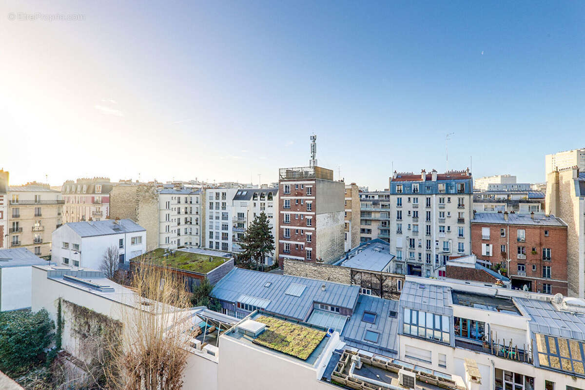 Appartement à PARIS-14E