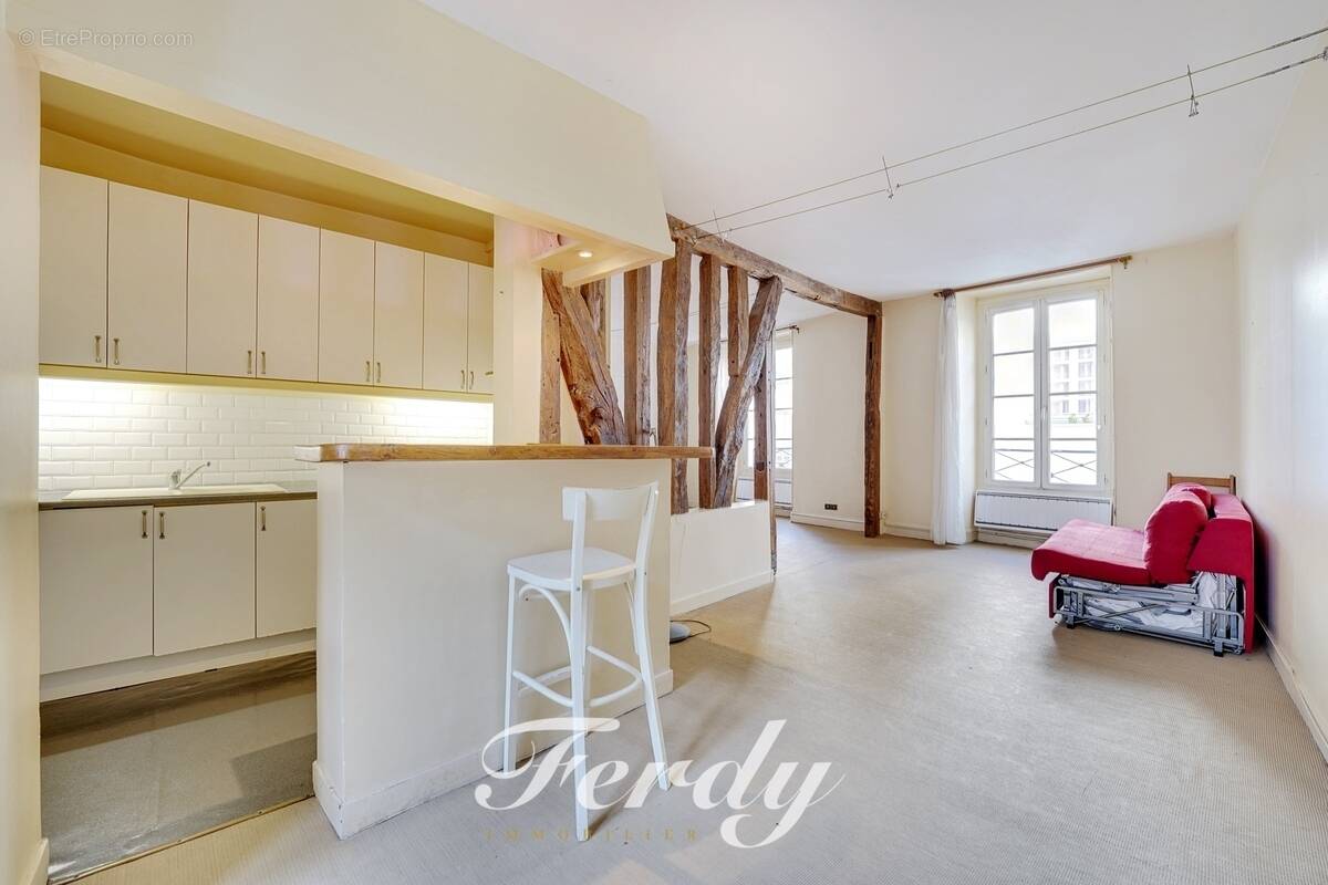 Appartement à PARIS-4E