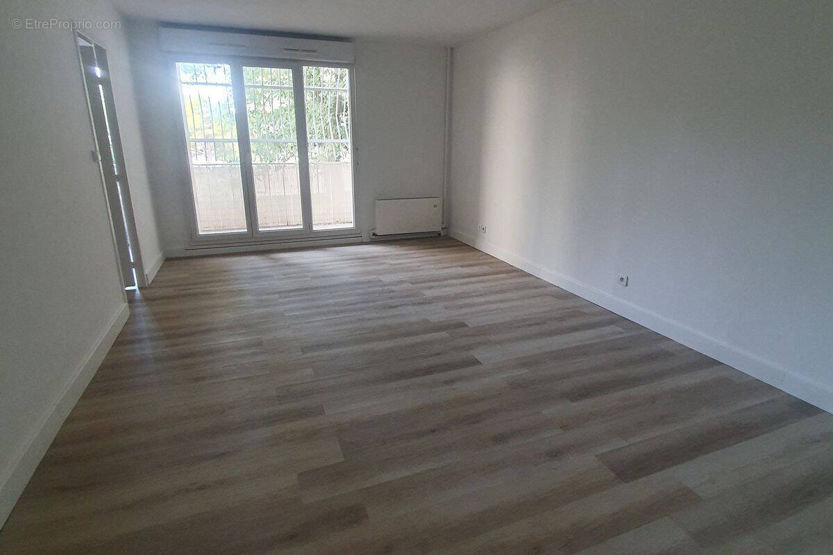 Appartement à MARSEILLE-11E